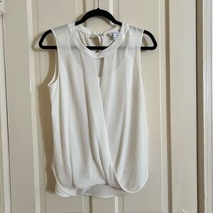 41 Hawthorn sleeveless blouse in white. Size small